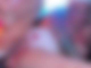 Live cam show with BrunnaMoore - Thin on Free Soda