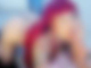 Live cam show with BrunnaMoore - Ahegao on CamClone
