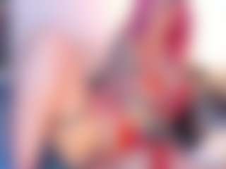 Live cam show with BrunnaMoore - Shaved Pussy Curvy on Camsoda