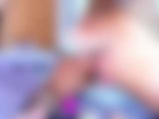 Show live cam dengan BrunnaMoore - Twerk Latina di Camsoda | colombia