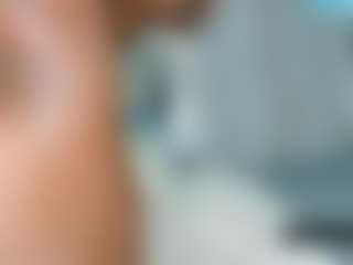 Desirepeace's Live Sex Cam Show