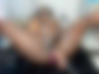 Desirepeace's Live Sex Cam Show