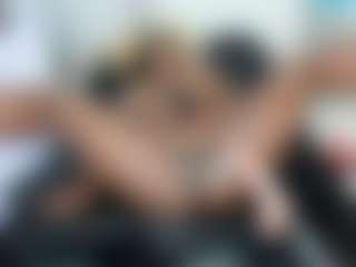 Live cam show with Desirepeace - Solo Ebony on Chatstar