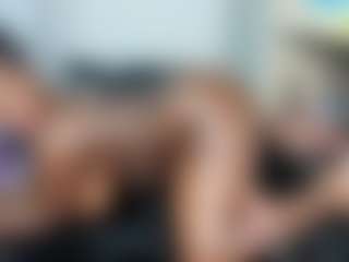 Live cam show with Desirepeace - Dildo on Milfs Live