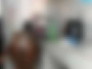 Live cam show with Desirepeace - Black Big Ass on xheatlive.com