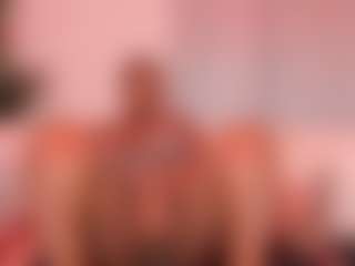 Live cam show with Desirepeace - Brown Eyes Ebony on Camsoda