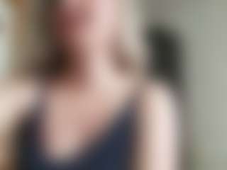 EdithManning's Live Sex Cam Show