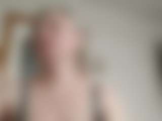 Live cam show with EdithManning - Normal on Hubzter Live
