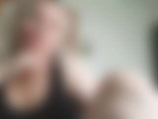 EdithManning's Live Sex Cam Show