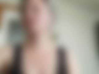 EdithManning's Live Sex Cam Show