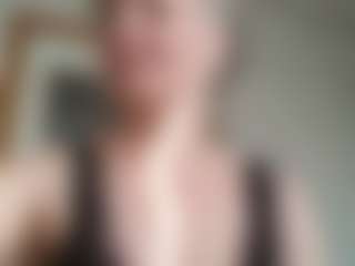 EdithManning's Live Sex Cam Show