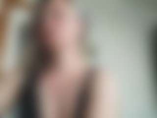 Live cam show with EdithManning - Public Mature on fapnchat
