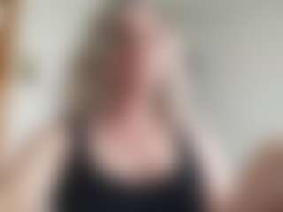 EdithManning's Live Sex Cam Show