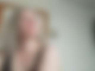 EdithManning's Live Sex Cam Show