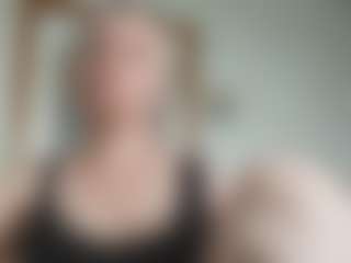 EdithManning's Live Sex Cam Show