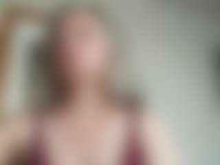 Live cam show with EdithManning - Mature Young Adult on Fling VIP Chat