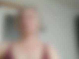 EdithManning's Live Sex Cam Show