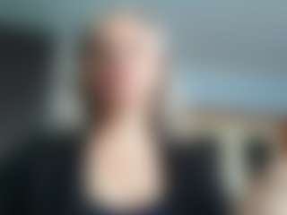 Live cam show with EdithManning - Public Mature on PervPlay.com