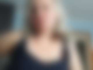 Live cam show with EdithManning - Shower on hrnylive.com