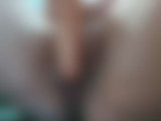 Live cam show with EdithManning - Green Eyes on SquirtSoMuch