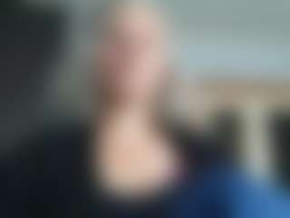 EdithManning's Live Sex Cam Show
