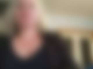 EdithManning's Live Sex Cam Show