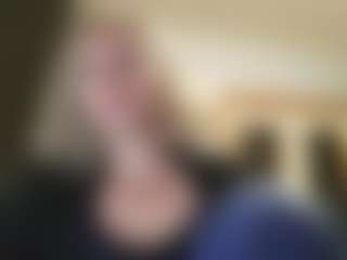 EdithManning's Live Sex Cam Show