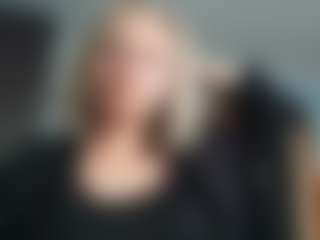 Live cam show with EdithManning - Mature on ObeyMaria