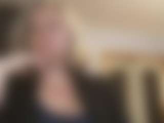EdithManning's Live Sex Cam Show