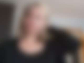 Live cam show with EdithManning - Shower on Mixed Magazine Live