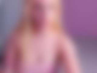 Live cam show with FluffyMonica - Control on studioflirtlive.com