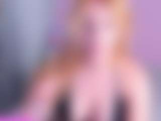 Live cam show with FluffyMonica - Skinny on xxxlivecams.org
