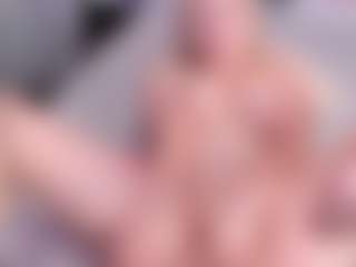 Live cam show with FluffyMonica - Public on Dare Cams