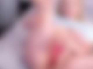 Live cam show with FluffyMonica - College on Streamer API