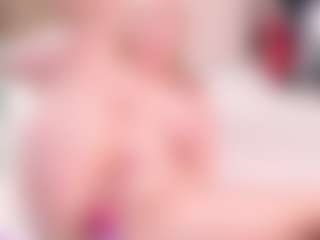 Live cam show with FluffyMonica - Blue Eyes on Streamer API