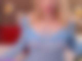 Live cam show with FluffyMonica - College on eurowanks.com