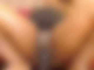 linasex1y's Live Sex Cam Show
