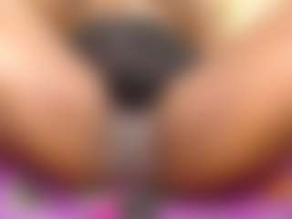 linasex1y's Live Sex Cam Show