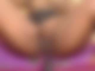 linasex1y's Live Sex Cam Show