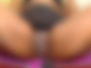 linasex1y's Live Sex Cam Show