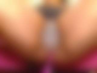 linasex1y's Live Sex Cam Show