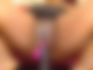 linasex1y's Live Sex Cam Show