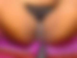 linasex1y's Live Sex Cam Show