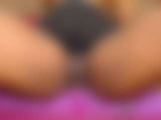 linasex1y's Live Sex Cam Show