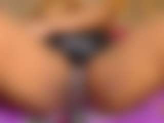 linasex1y's Live Sex Cam Show