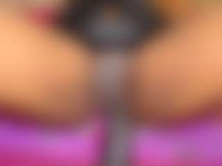 linasex1y's Live Sex Cam Show