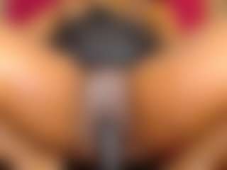 linasex1y's Live Sex Cam Show