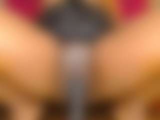 linasex1y's Live Sex Cam Show