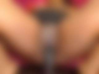 linasex1y's Live Sex Cam Show