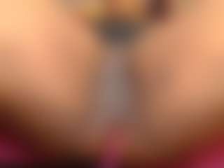 linasex1y's Live Sex Cam Show